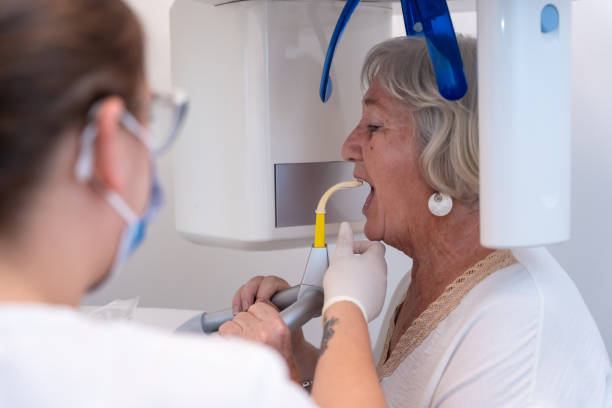Best Emergency Dentist for Knocked-Out Tooth in Avoca, IA
